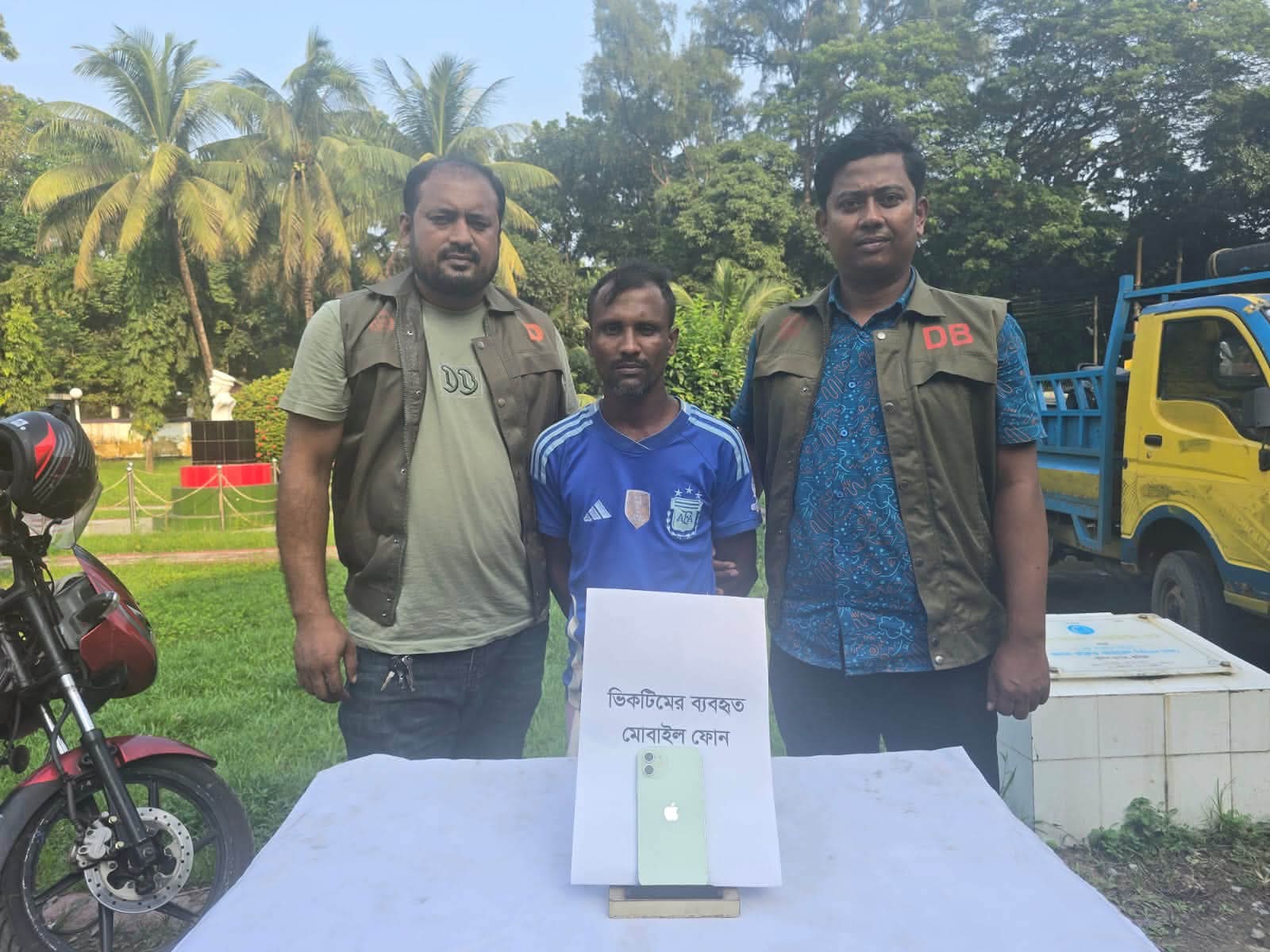 ধর্ষণের পর শ্বাসরোধে হত্যা; নির্জন স্থানে নিয়ে যাওয়ার কথা স্বীকার আসামির