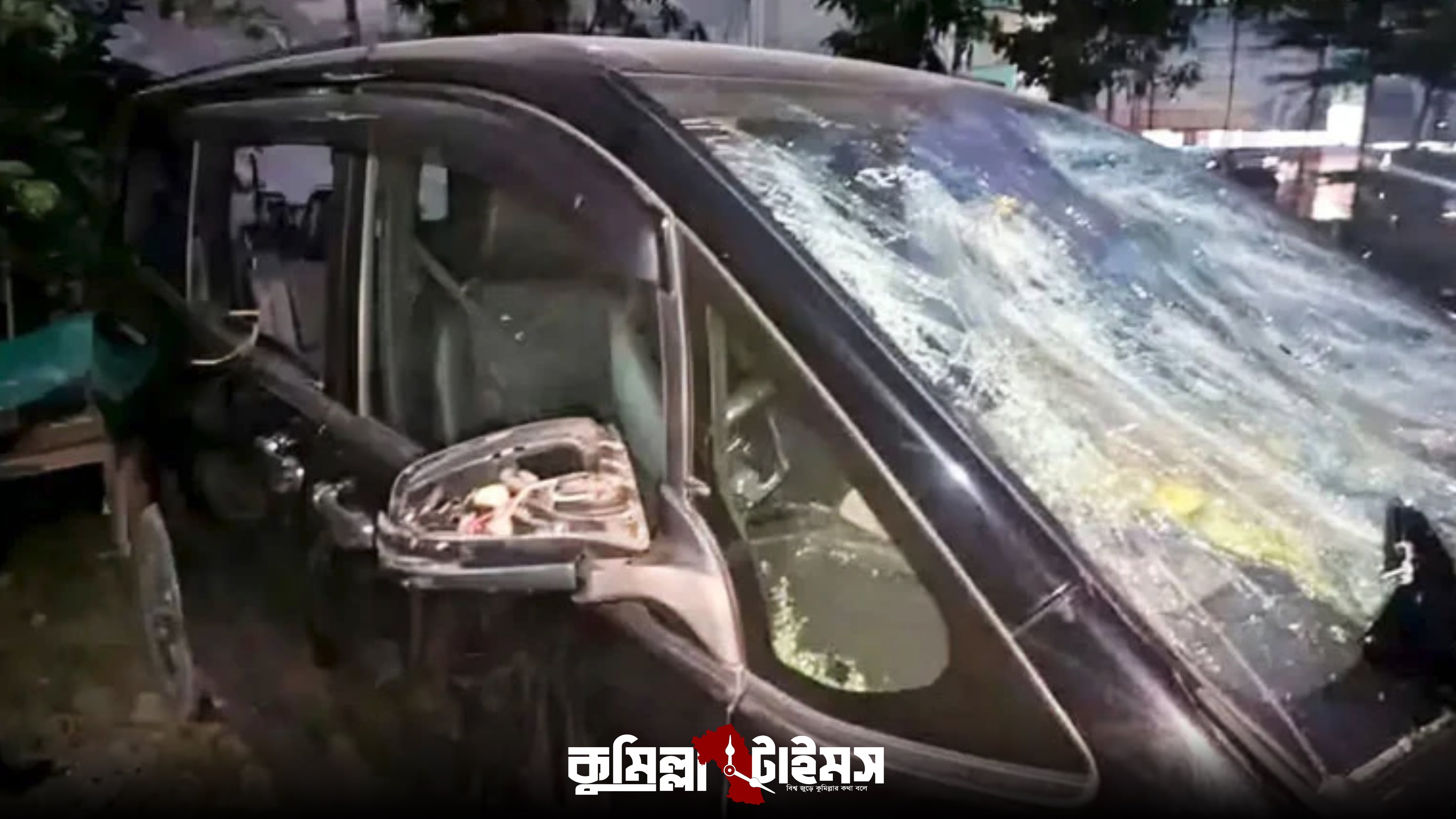 ইসলামপুরে এমপি সুলতান মাহমুদ ও বিএনপি নেতার গাড়ি ভাঙচুর